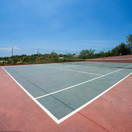 Eugenia By Interhome Tatil Evi Paderne (Faro)